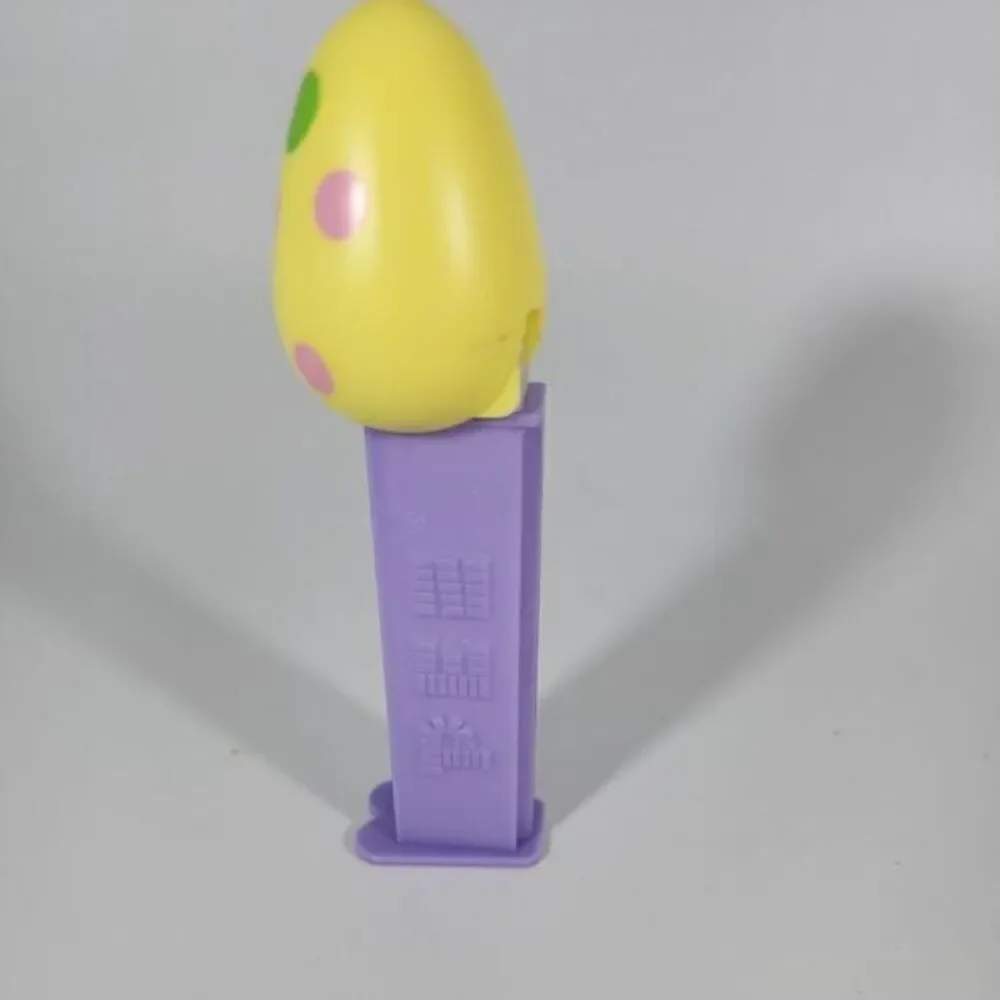 Pez Candy Dispensers,‎ EASTER EGG 1 HUNGARY